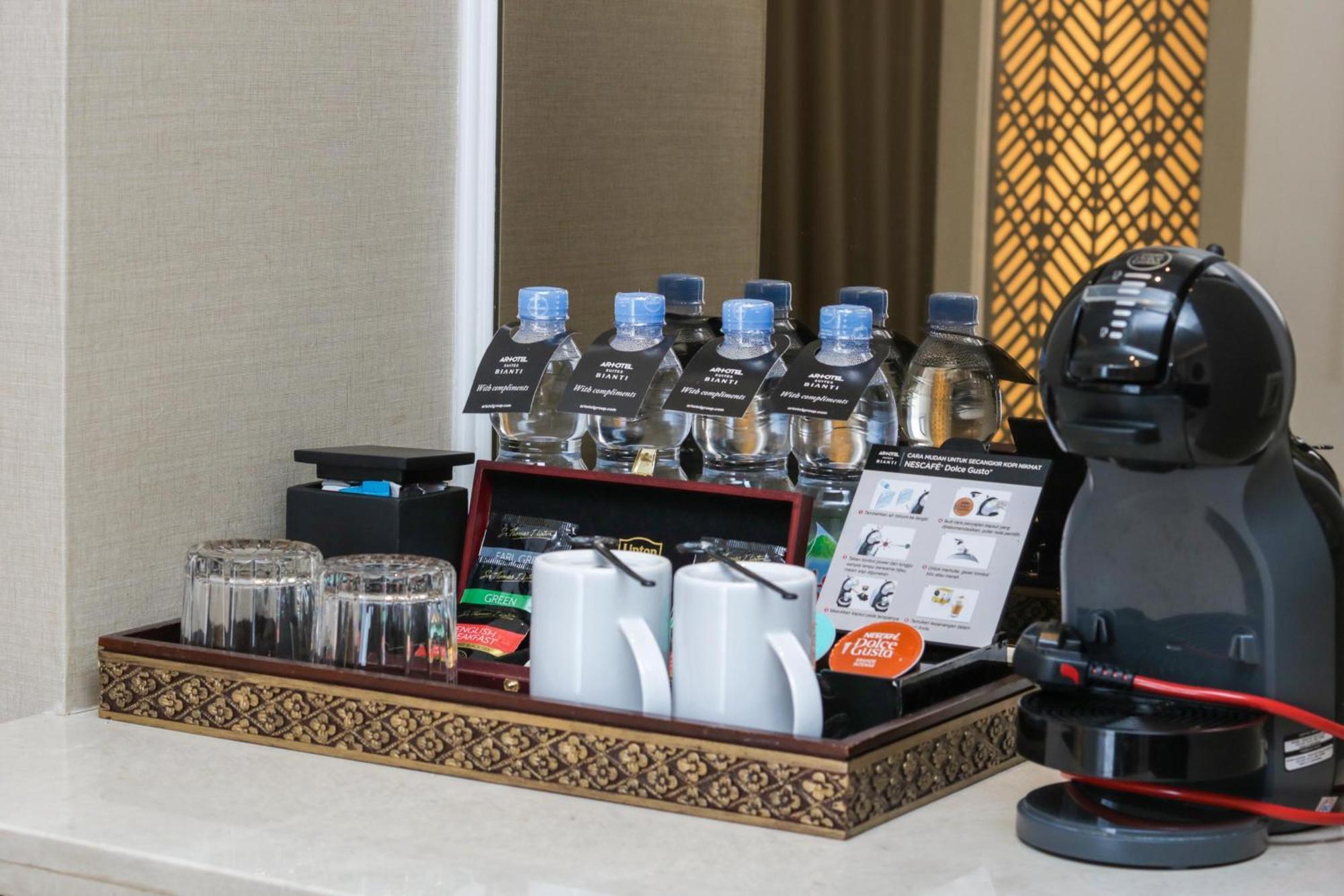 Artotel Suites Bianti Yogyakarta Extérieur photo