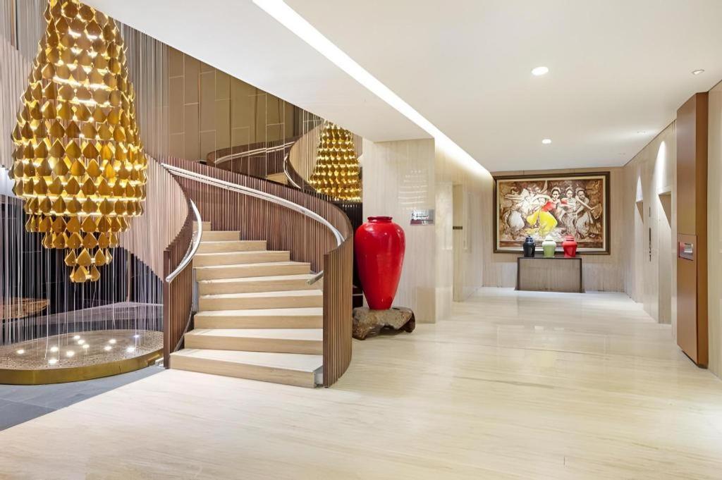 Artotel Suites Bianti Yogyakarta Extérieur photo