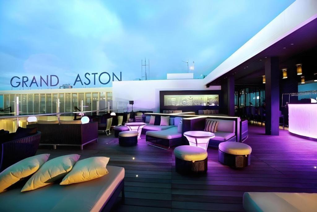 Artotel Suites Bianti Yogyakarta Extérieur photo
